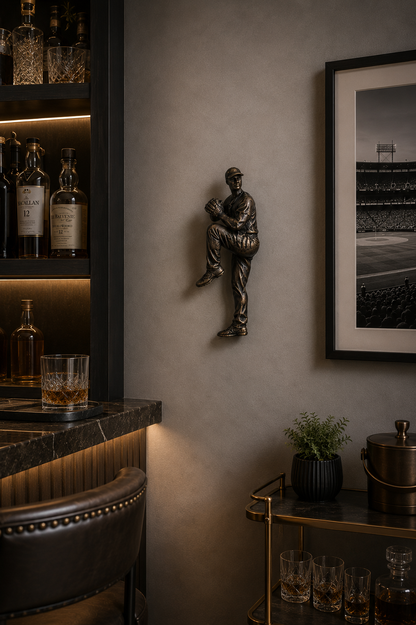 THE PITCHER - WALL MOUNTED