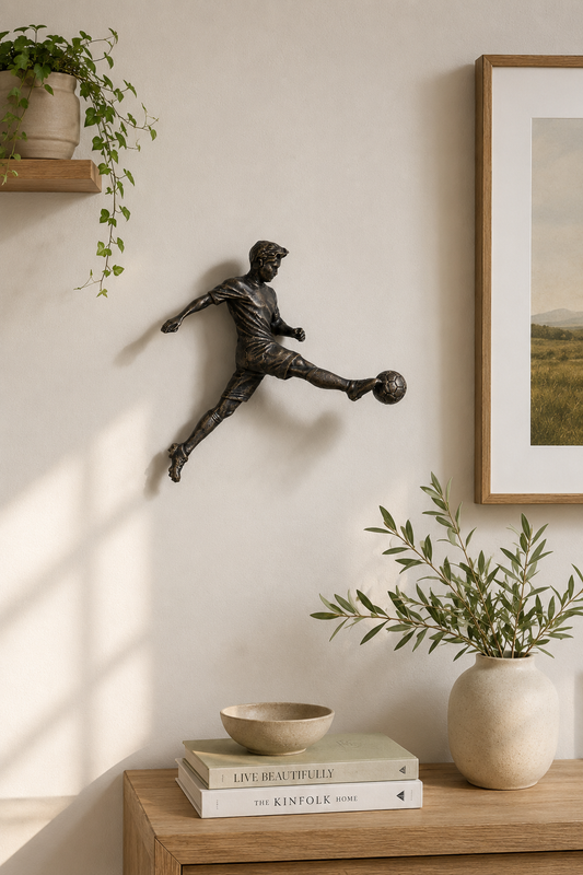 THE STRIKER - WALL MOUNTED