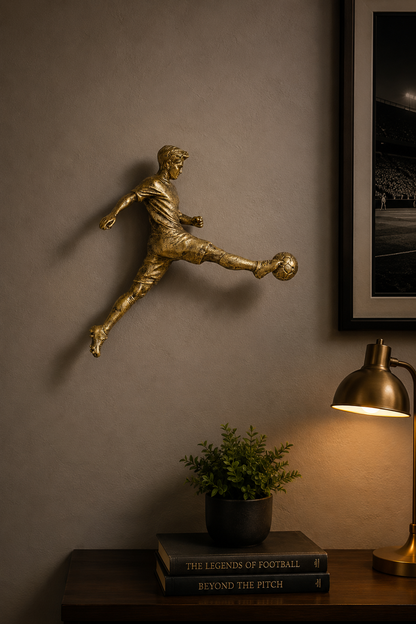 THE STRIKER - WALL MOUNTED
